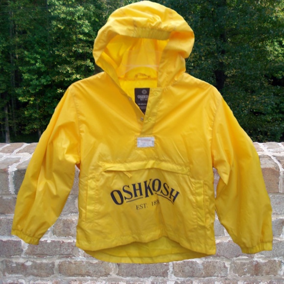 Oshkosh EST. 1895- Size 6-7